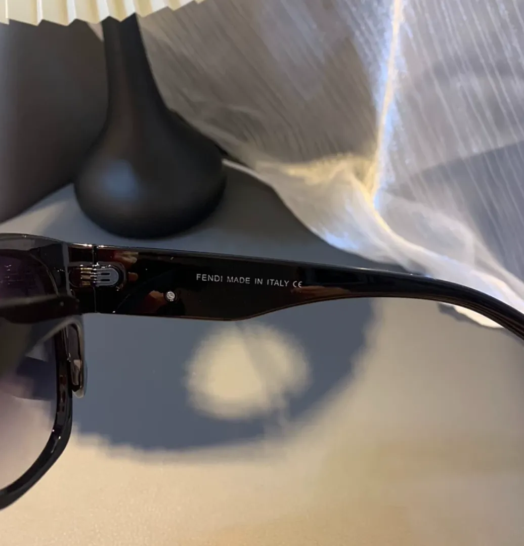 Fendi FEDYJ006 תמונה 6