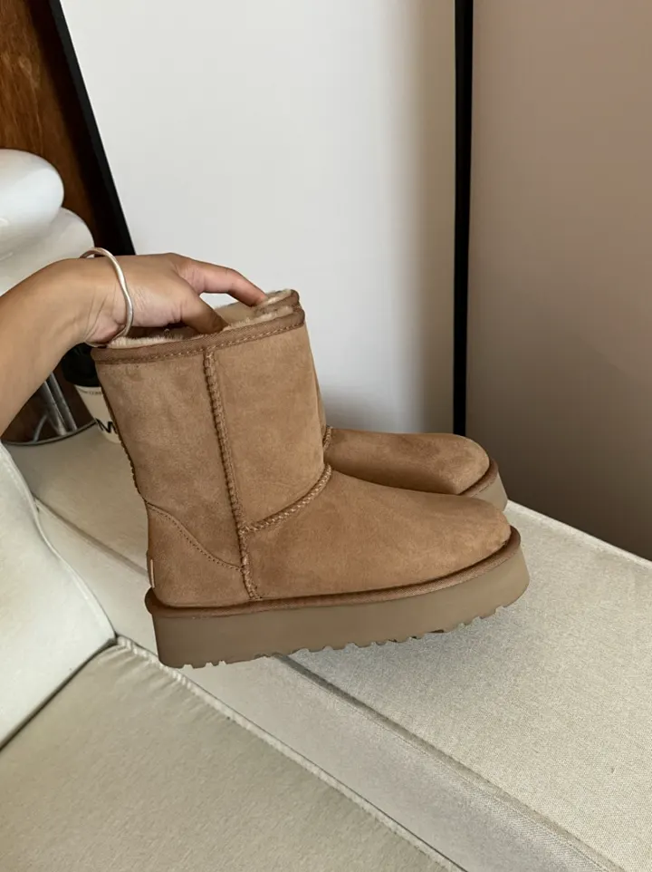 UGG G08B