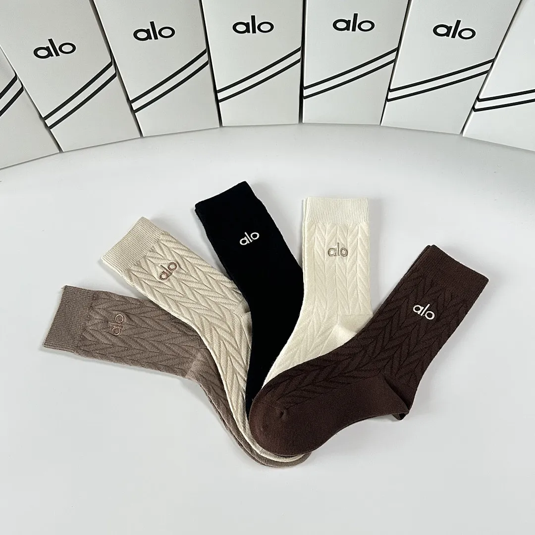 alo yoga G1B1 תמונה 7