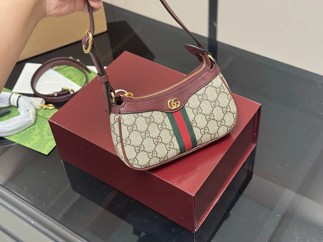 Gucci GCBB027 תמונה 4