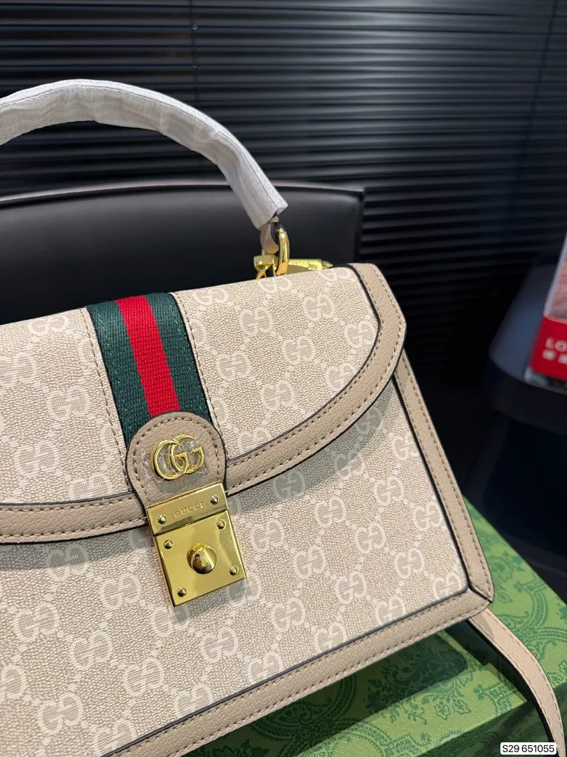 Gucci GUCB22 תמונה 8