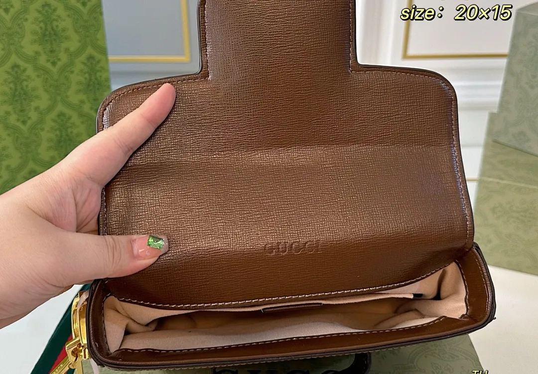 Gucci GUCB27 תמונה 15