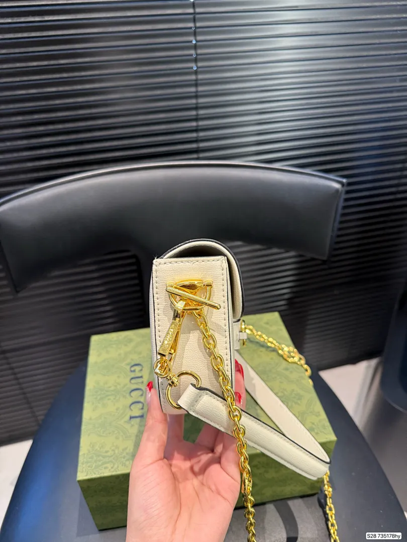 Gucci GUCB61 תמונה 14