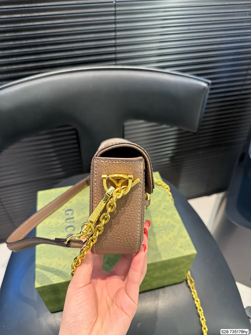 Gucci GUCB61 תמונה 27