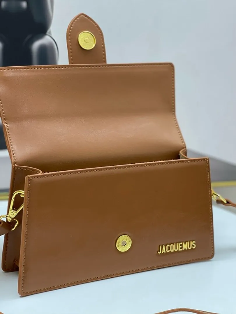 Jacquemus J8C3 תמונה 11