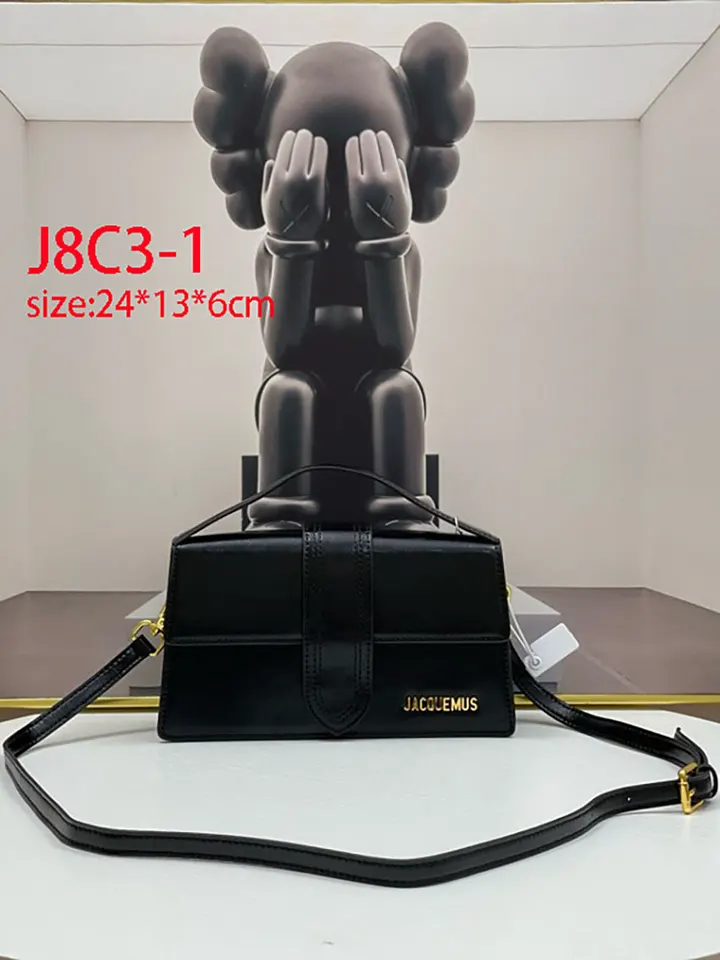 Jacquemus J8C3