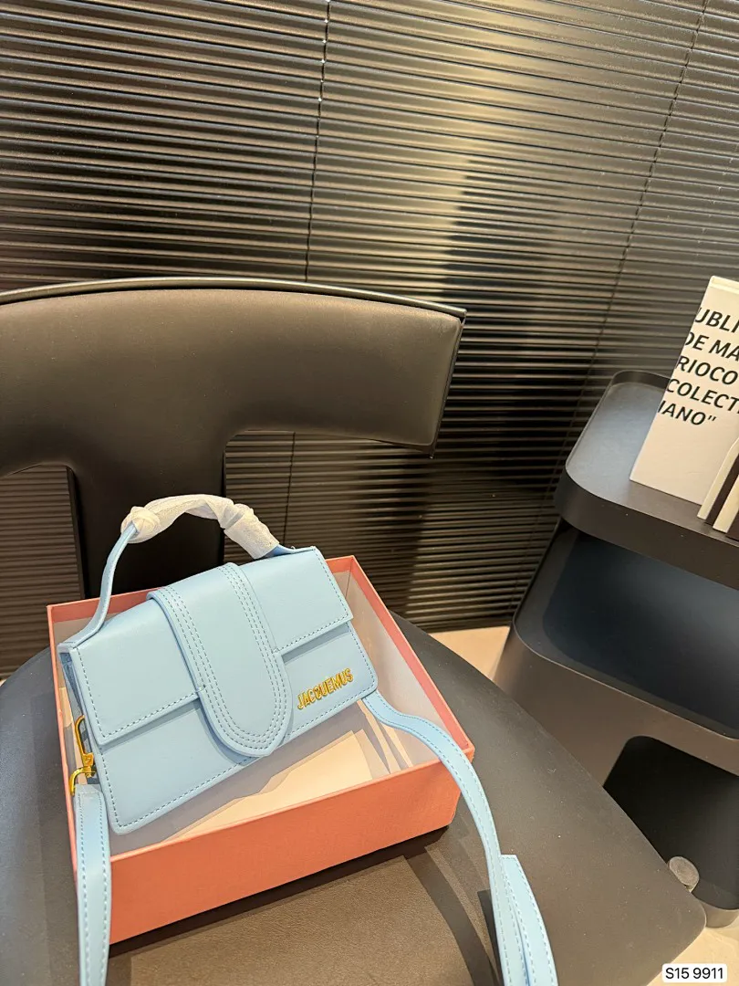 Jacquemus JACBB006 תמונה 5