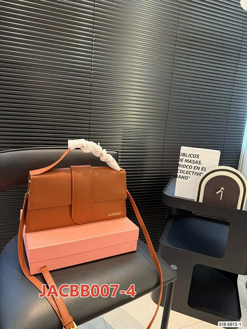 Jacquemus JACBB007 תמונה 13