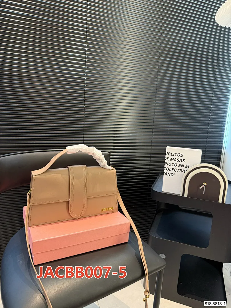 Jacquemus JACBB007 תמונה 14