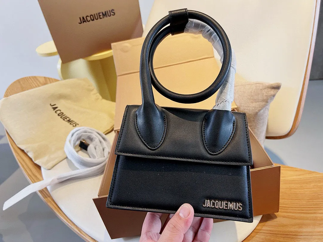 Jacquemus JACBB011 תמונה 2