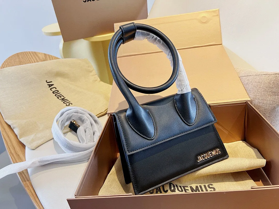 Jacquemus JACBB011 תמונה 3