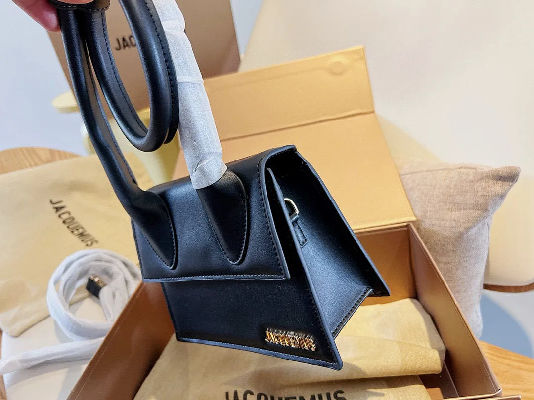 Jacquemus JACBB011 תמונה 6