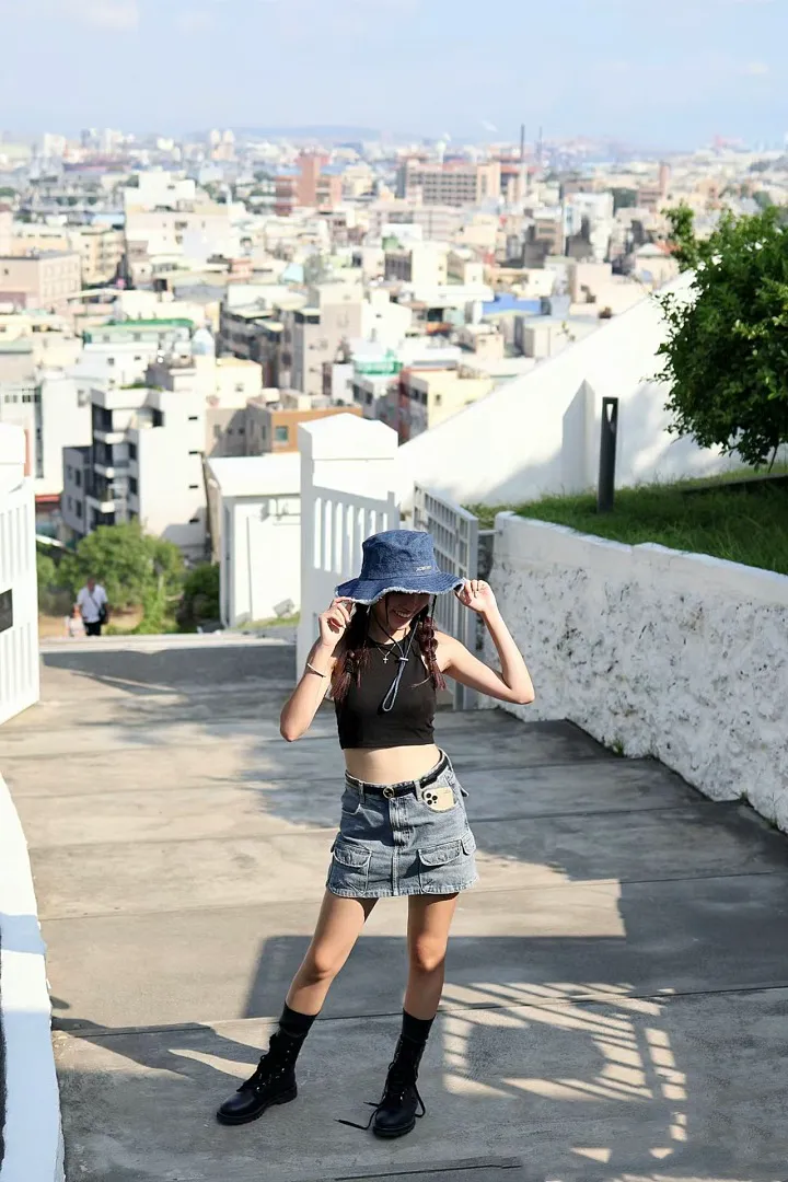 Jacquemus JACMZ003 תמונה 2