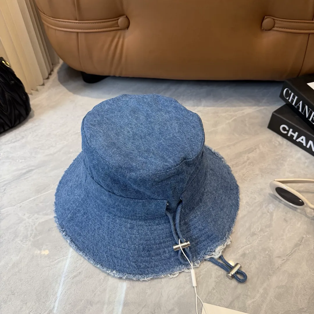 Jacquemus JACMZ003 תמונה 4
