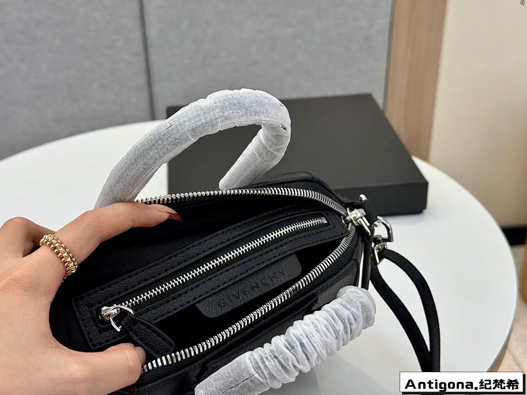 Givenchy JFXBB001 תמונה 9