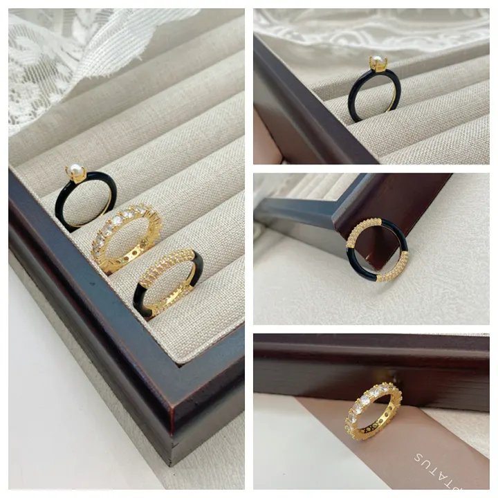 Kate Spade KSR1
