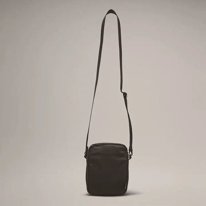 lululemon LLMB02