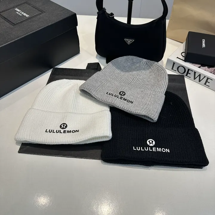 lululemon LLMMZ01