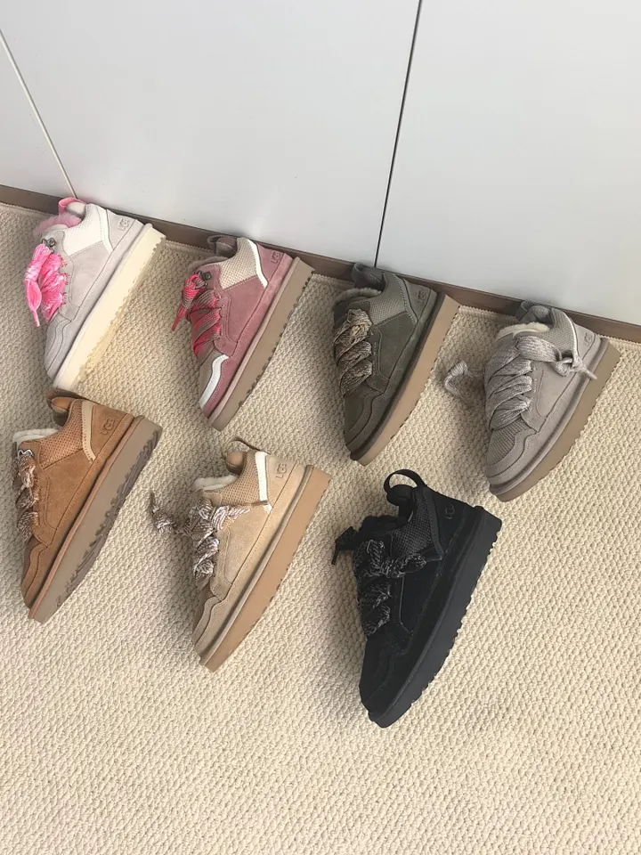 UGG LR03