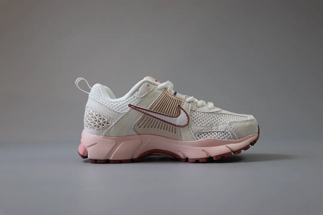 Nike LX04 תמונה 4