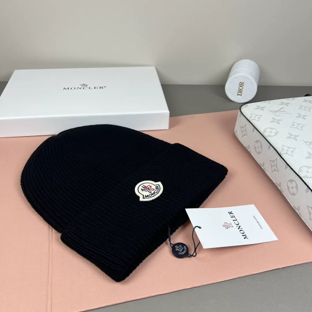 Moncler MCMZ04 תמונה 10