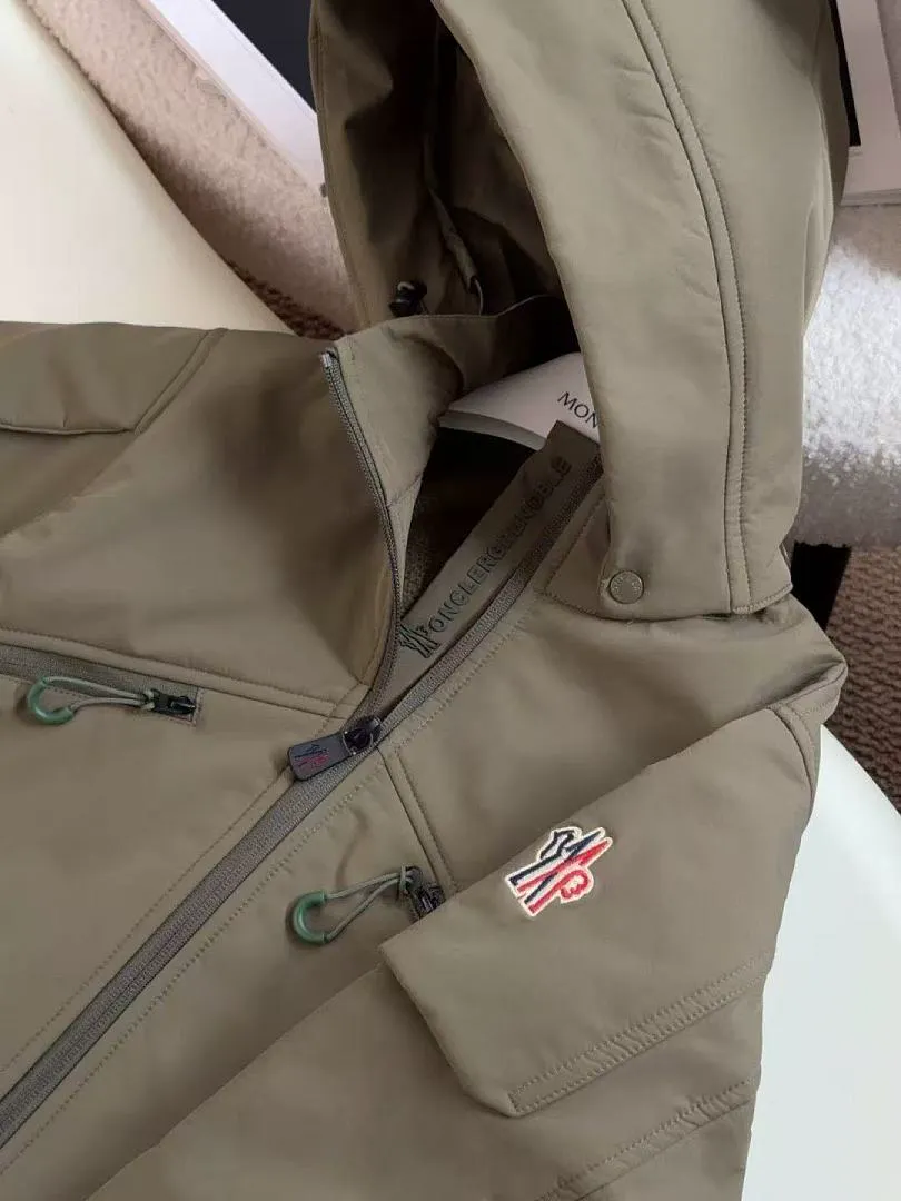 Moncler MCYF105 תמונה 3
