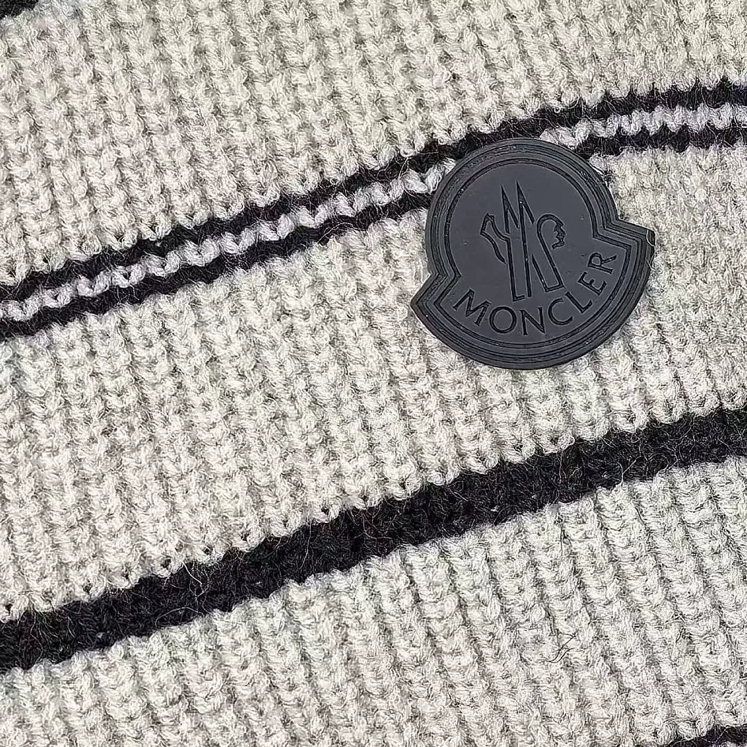 Moncler MCYF126 תמונה 3