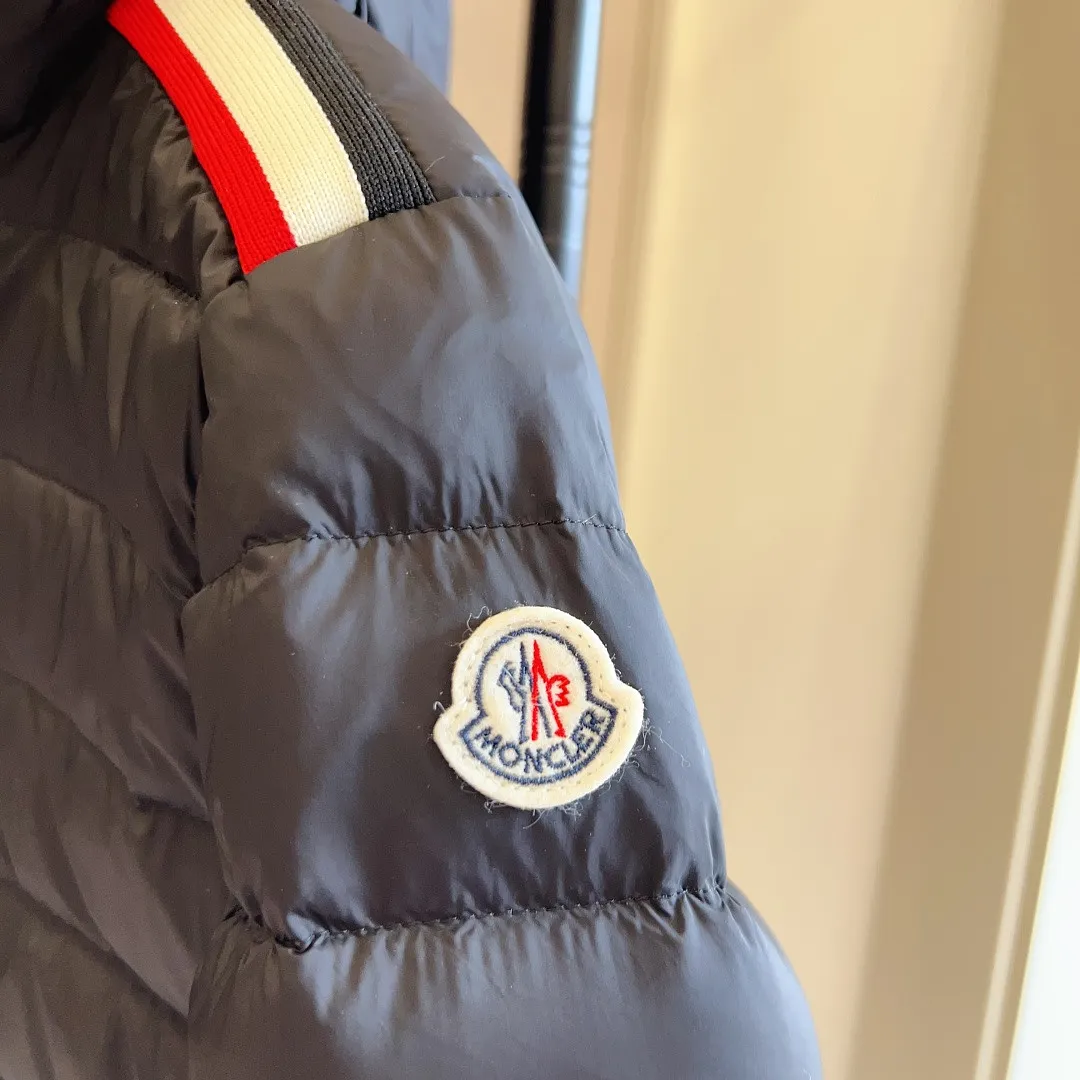 Moncler MCYF133 תמונה 9