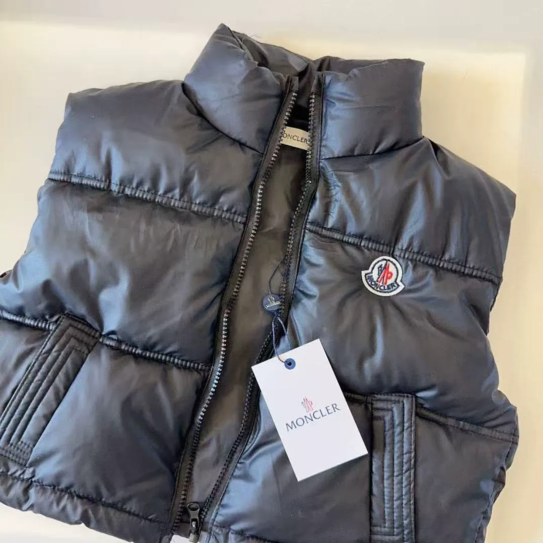 Moncler MCYF19 תמונה 2