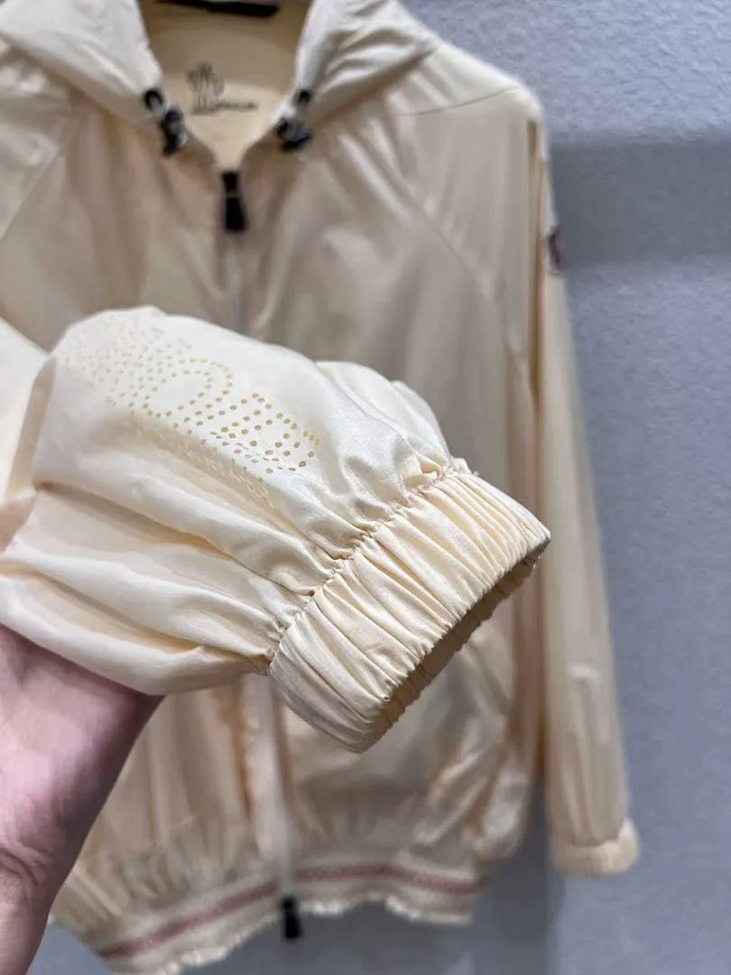 Moncler MCYF35 תמונה 4