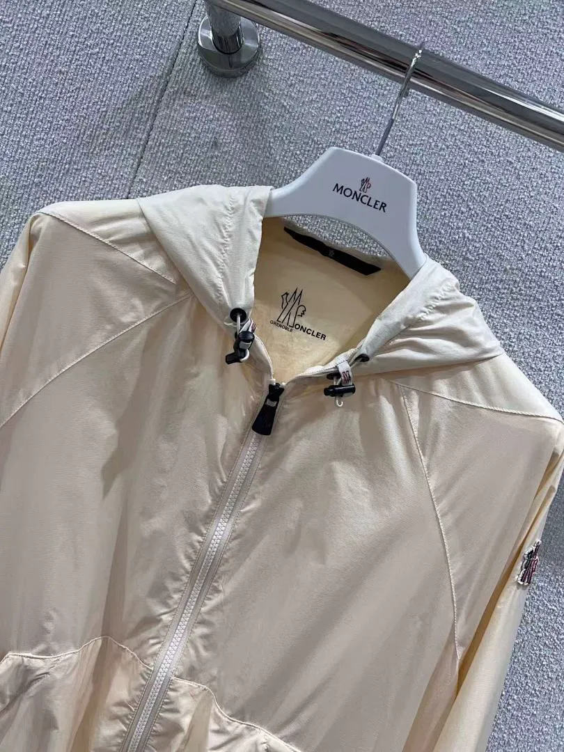 Moncler MCYF35 תמונה 7