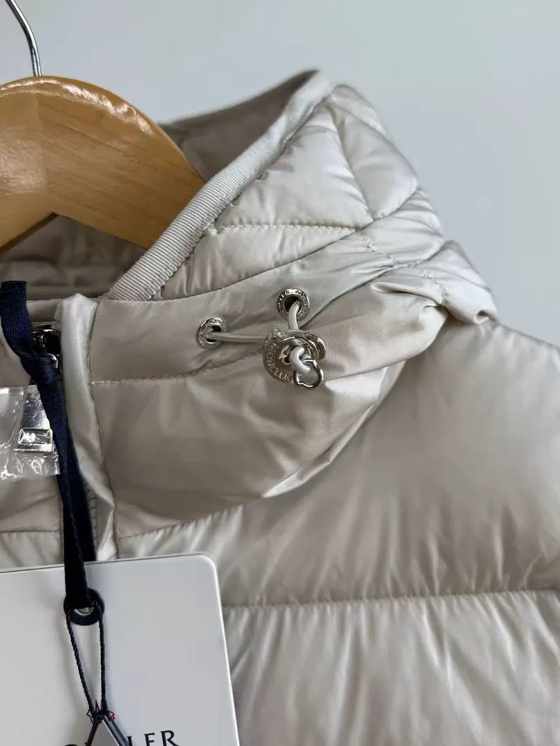 Moncler MCYF77 תמונה 17