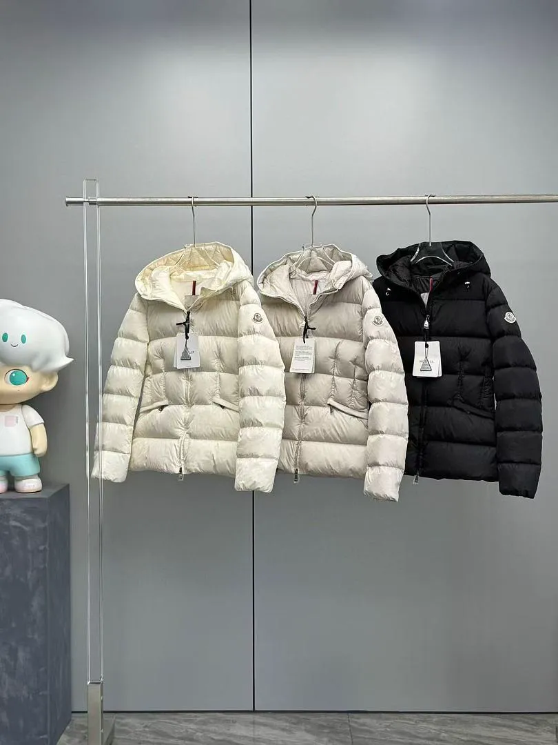 Moncler MCYF77 תמונה 21