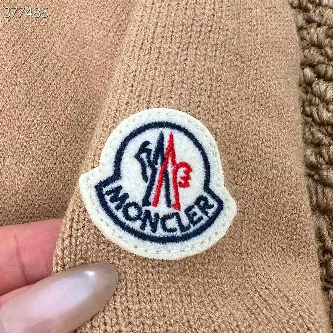 Moncler MCYF84 תמונה 3