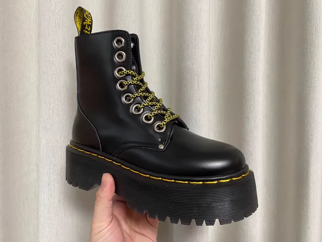 Dr. Martens MDBXZ012 תמונה 2