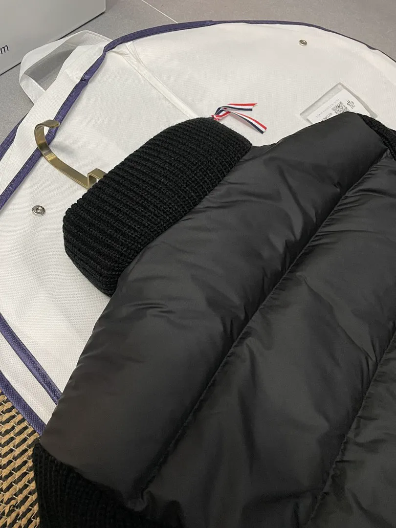 Moncler MEKYF005 תמונה 14