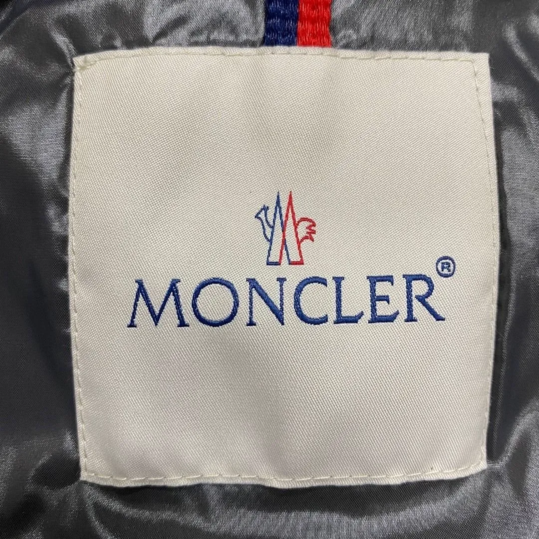 Moncler MEKYF008 תמונה 10