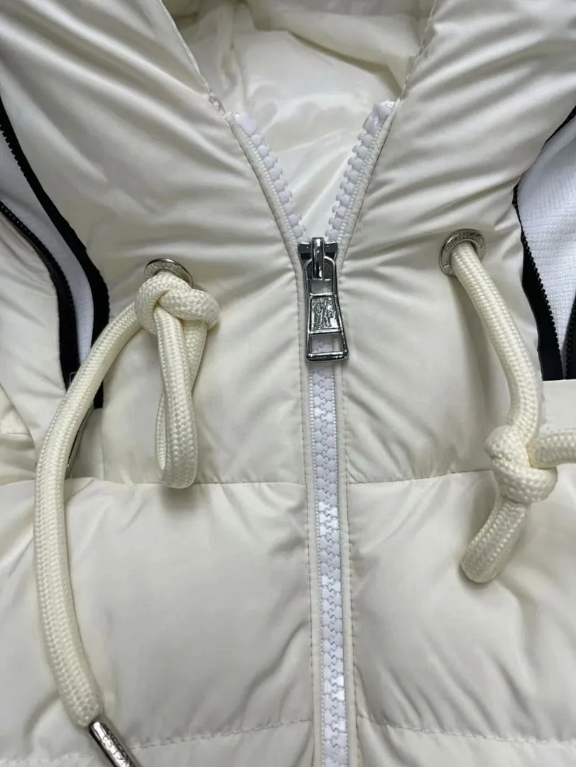 Moncler MEKYF018 תמונה 7