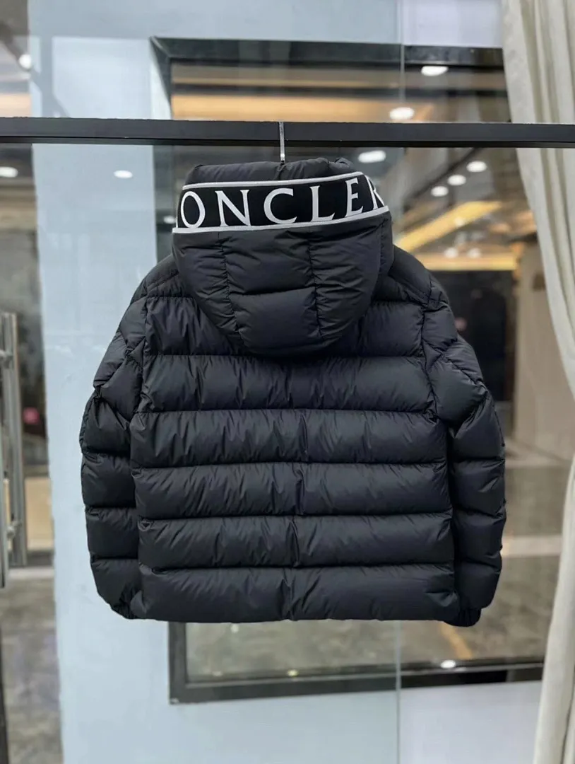 Moncler MEKYF018 תמונה 8