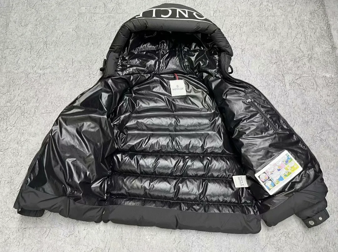 Moncler MEKYF018 תמונה 9