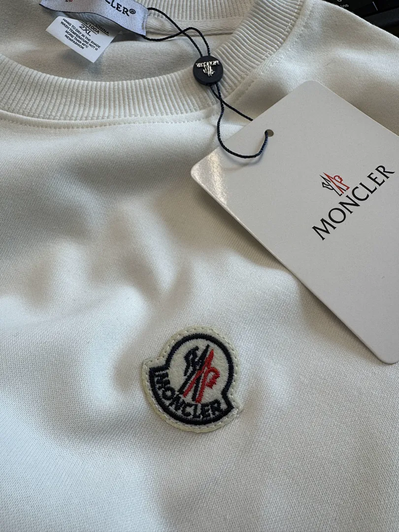 Moncler MEKYF021 תמונה 2