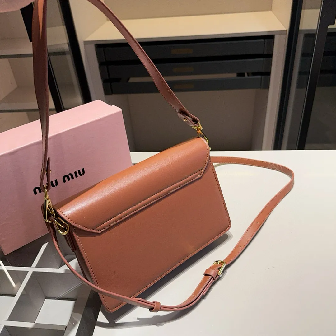 MIUMIU MIUB02 תמונה 4