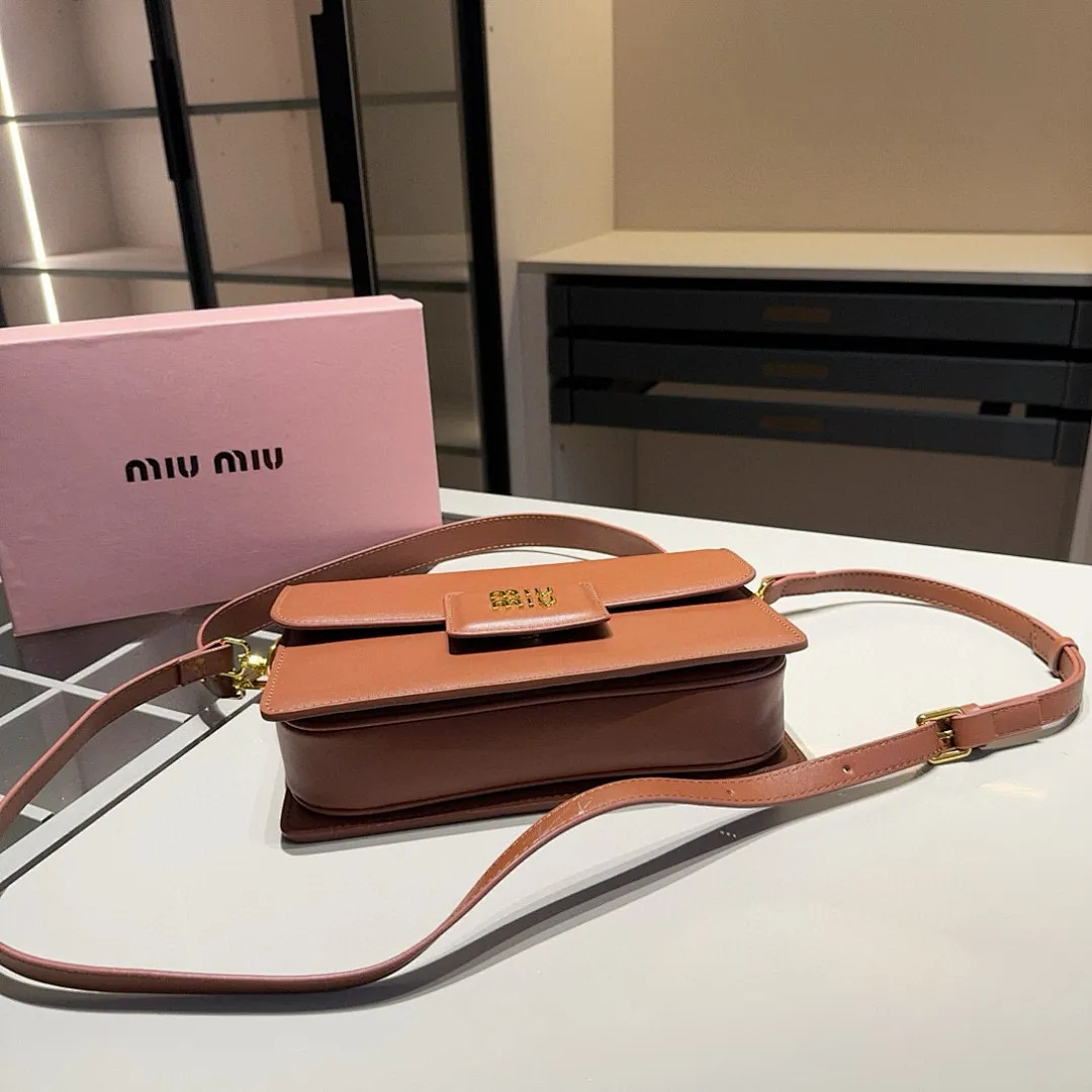 MIUMIU MIUB02 תמונה 5
