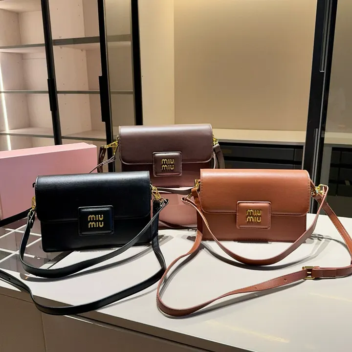 MIUMIU MIUB02