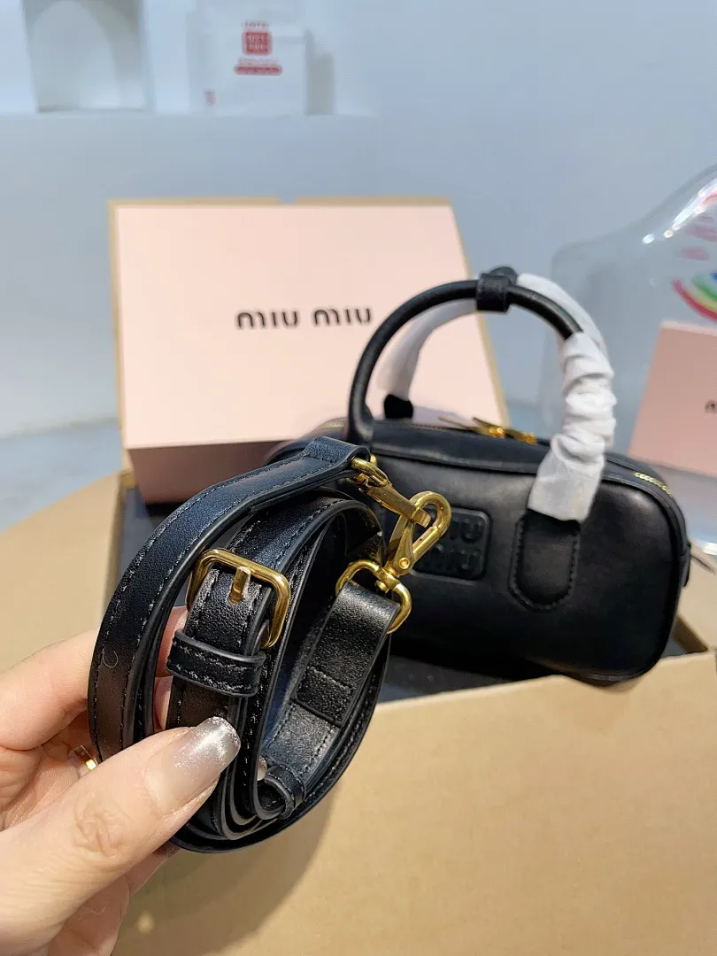 MIUMIU MIUB03 תמונה 11