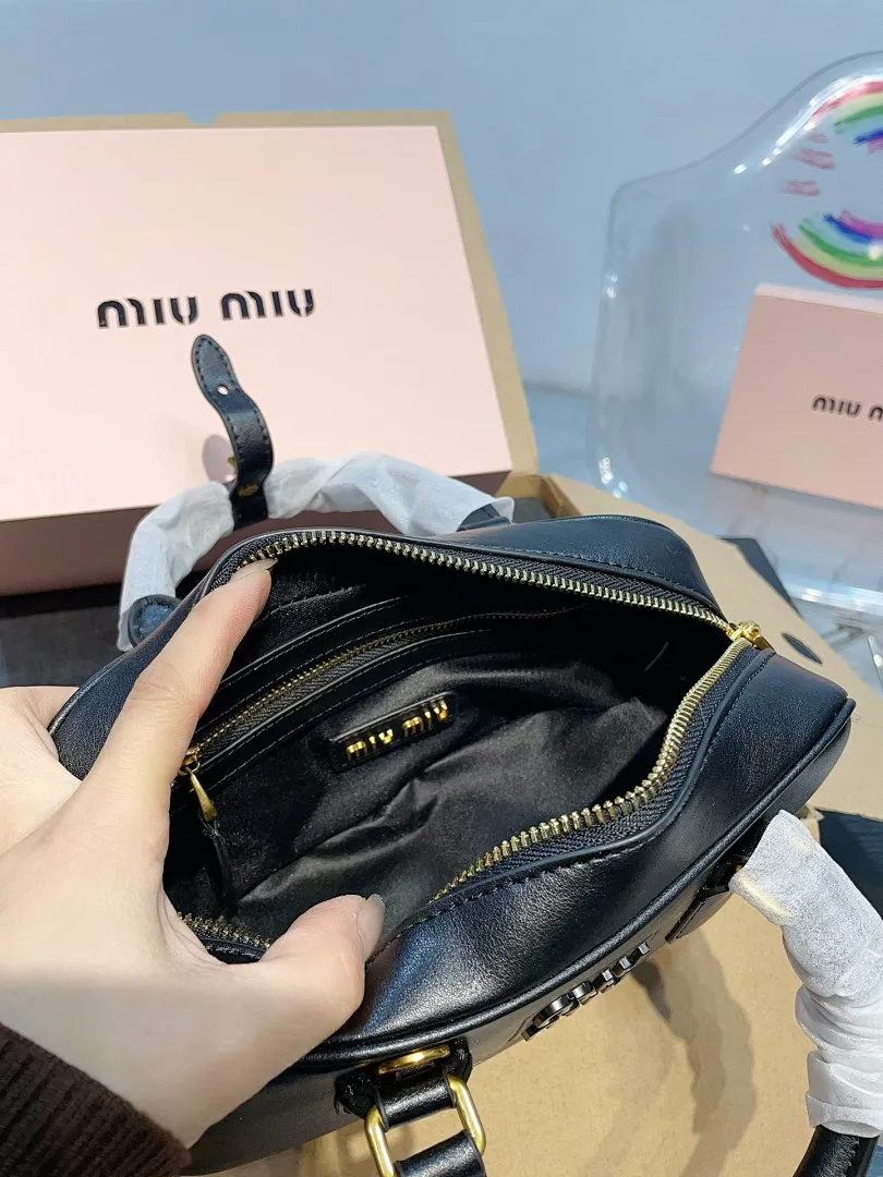 MIUMIU MIUB03 תמונה 17