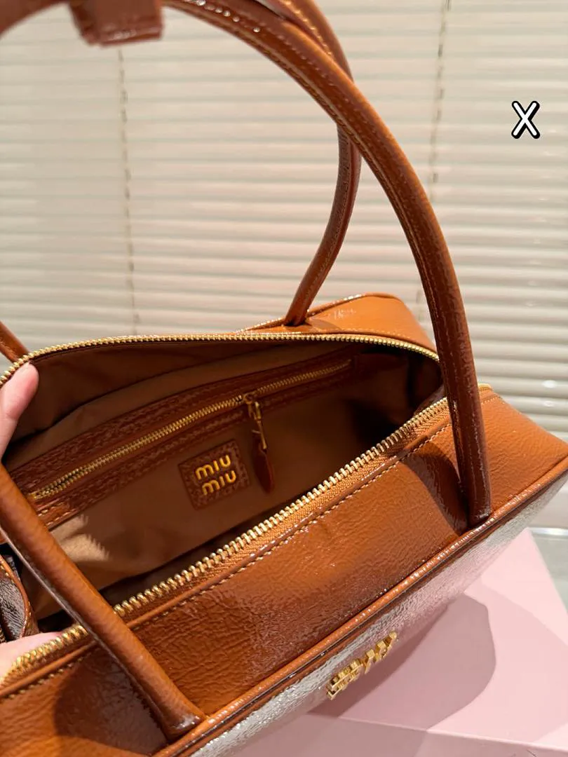 MIUMIU MIUB03 תמונה 26