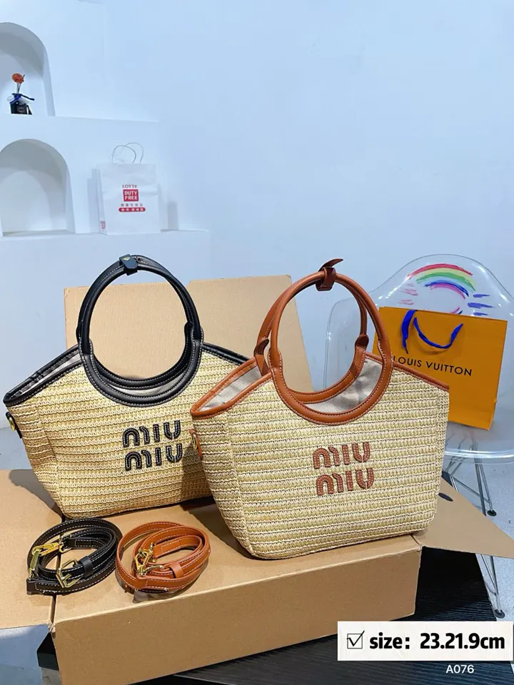 MIUMIU MIUB16