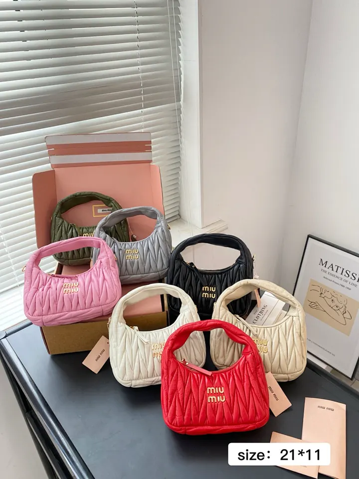 MIUMIU MIUB19