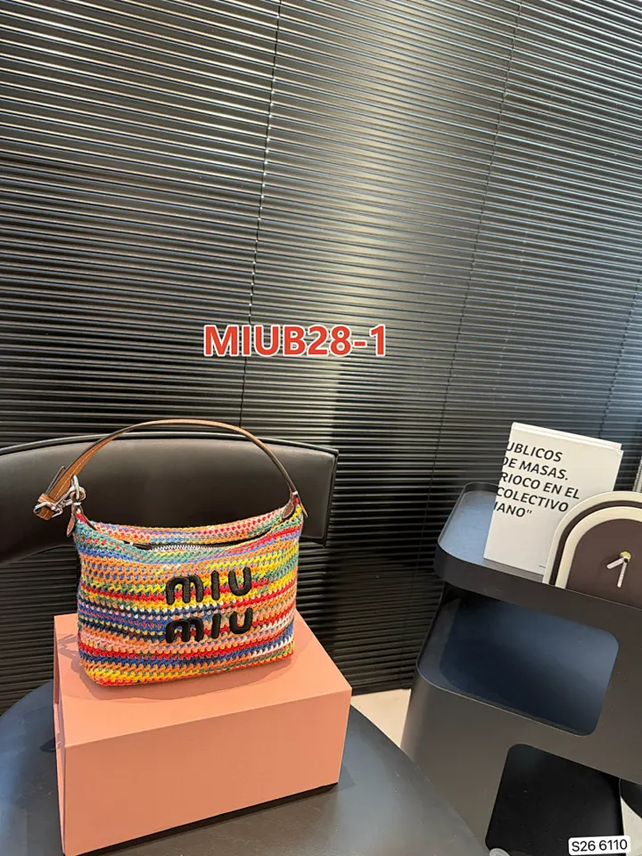 MIUMIU MIUB28